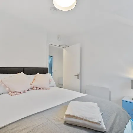 5 Rushbrooke County Cork * Cobh