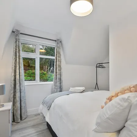 5 Rushbrooke County Cork