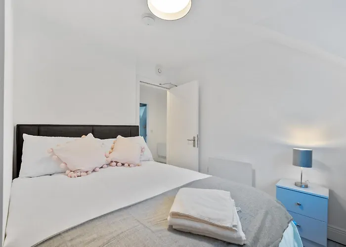 5 Rushbrooke County Cork * Cobh